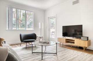 Playa Vista 2br w pool gym wd nr 405 LAX-988 - 7
