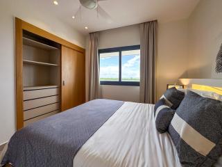 Fantastic Penthouse at Golf Course - 2