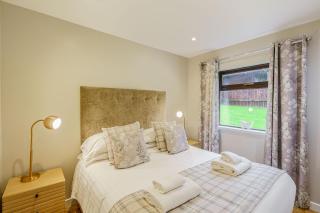 Birch Lodge 22 with Hot Tub - 7