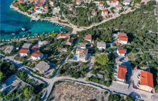 2 Bedroom Gorgeous Apartment In Sevid - 3
