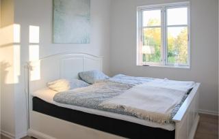 Gorgeous Home In Tingsryd With Kitchen - Tingsryd - 1