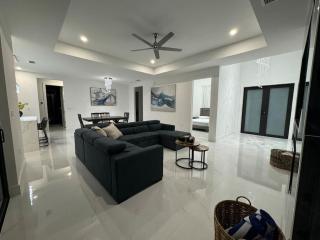 Dream Family Home Vacation - Cape Coral - 2