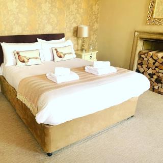 The Red Lion - 1