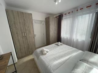 Downtown Boulevard enchanting apartment! - Tirana - 5