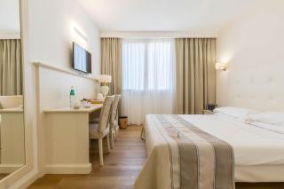 Hotel Catalunya - 2