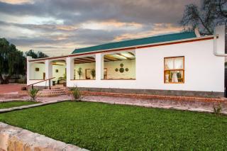 Ravenscliff White House - Oudtshoorn - 7