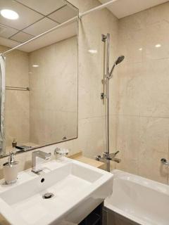 Luxury Botanica Studio Apartment 75 - Dubai - 5
