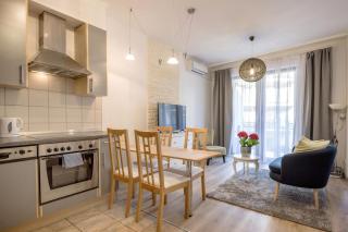 Cozy In the Heart of Budapest with Terrace and Tub - Budapest - 3