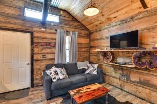 Quaint Abbeville Cabin Studio with Gas Grill! - 8