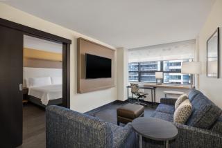Holiday Inn Toronto Downtown Centre by IHG - 2