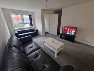 Comfy 3 bed home - Nottingham - 8