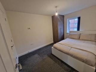 Comfy 3 bed home - Nottingham - 5