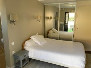 Hôtel Chez Léonie - Chez Mamie Canne - 9