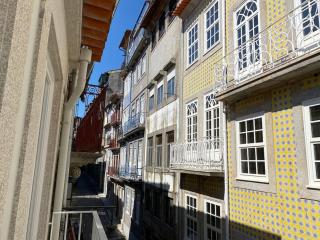 Sweet Home Clerigos Balcony View - Porto - 3