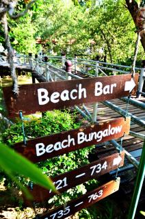 First Bungalow Beach Resort - 8