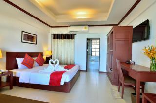 First Bungalow Beach Resort - 5