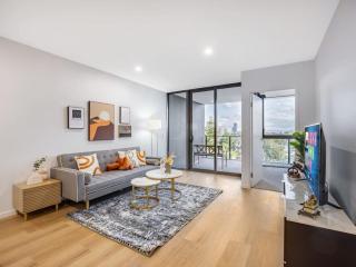 BrandNew Two Bed Apt in Surfers Paradise with Carpark - Gold Coast - 9