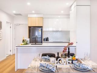 BrandNew Two Bed Apt in Surfers Paradise with Carpark - Gold Coast - 5