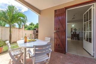 Appartement charmant à Le Moule, avec piscine partagée - 1