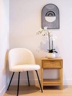 Conveniently located 2BR apt with rooftop pool at Milt - 1