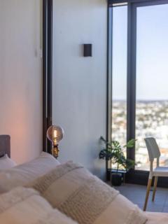 Story Bridge and City View Skyhigh Luxe 2 bed Unit - Brisbane - 6