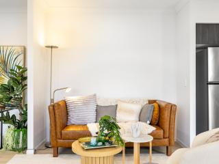 Well decorated cozy 3BR home at Browns Plain - Browns Plains - 8