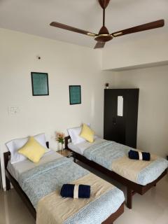 Trinity Stays Nashik - Mountain view apartment close to Sula - Nashik - 1