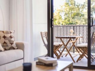 Comfortable 1BR Apt with pool and carpark - Gold Coast - 7