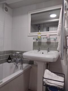 Samphire Cottage - 1