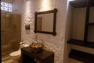 Tuki Hostel & Lounge - 3