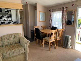 B22 MILLFIELDS AT INGOLDMELLS, Skegness - 4
