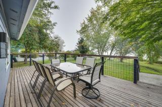 Lakefront Mount Vernon Home with Private Dock! - 9