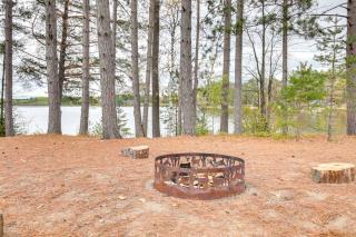 Boat Dock and Fire Pit Lakefront Monico Home! - - 9