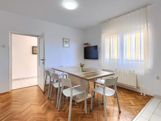 Apartment Nika-7 by Interhome - 5