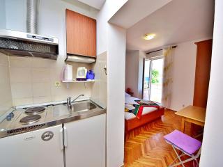 Apartment Jelka-3 by Interhome - Trstenik - 4