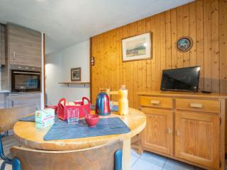Apartment Clos des Outannes-1 by Interhome - Chamonix - 2