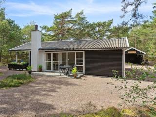 Holiday Home Elsia - 280m from the sea by Interhome - Neksø - 5
