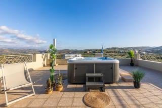 Villa Luna, 5 bedrooms, Private Pool, Hot Tub, Garden - 2