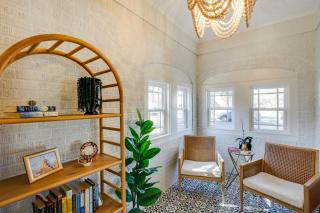 Walk to Dtwn Tyler Tudor with Backyard - 4