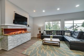 Luxe and Modern Seattle Escape! 9 Mi to Dtwn - 3