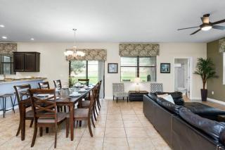 Vacation Homes with Multiple Rooms Nearby - Davenport - 0