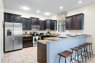 Vacation Homes with Multiple Rooms Nearby - Davenport - 7