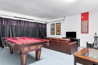 Vacation Homes with Multiple Rooms Nearby - Davenport - 4