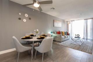 Luxury One Bedroom Apartments Free Parking&Pool - Los Angeles - 4