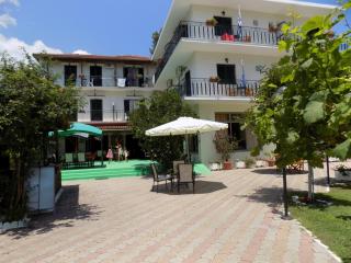Des Roses Hotel - Platanias - 9