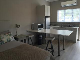 Rock Ridge Manor - 1