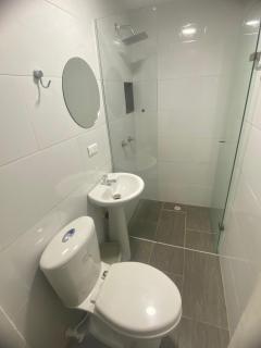 22 APARTAMENTO 3 habitaciones CON BALCON EN LAURELES ESTADIO - Medellín - 2