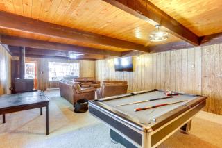 Pet-Friendly Bayfield Cabin with Game Room and Hot Tub - 3