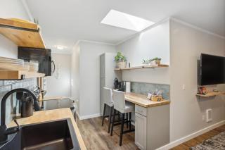 Pet-Friendly Kent Vacation Rental, Walk to Lake! - 2