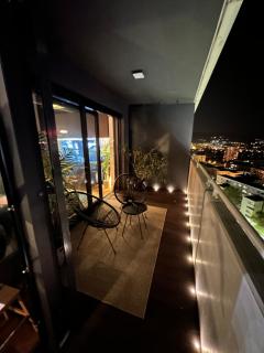 Skyline elegance with free parking - Bratislava - 7